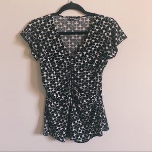 V neck fitted blouse
